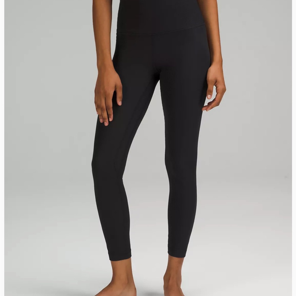 Lululemon Align Ribbed high rise Pant 25” size 2
